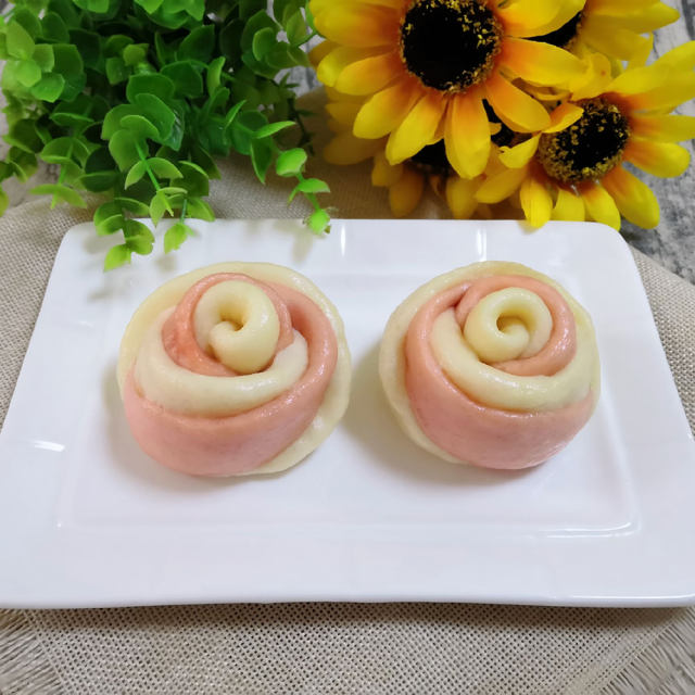 玫瑰花卷,暄软香甜,造型美艳,全家都爱吃