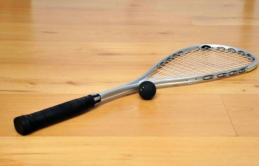 中国壁球国家队集训狠抓基本功