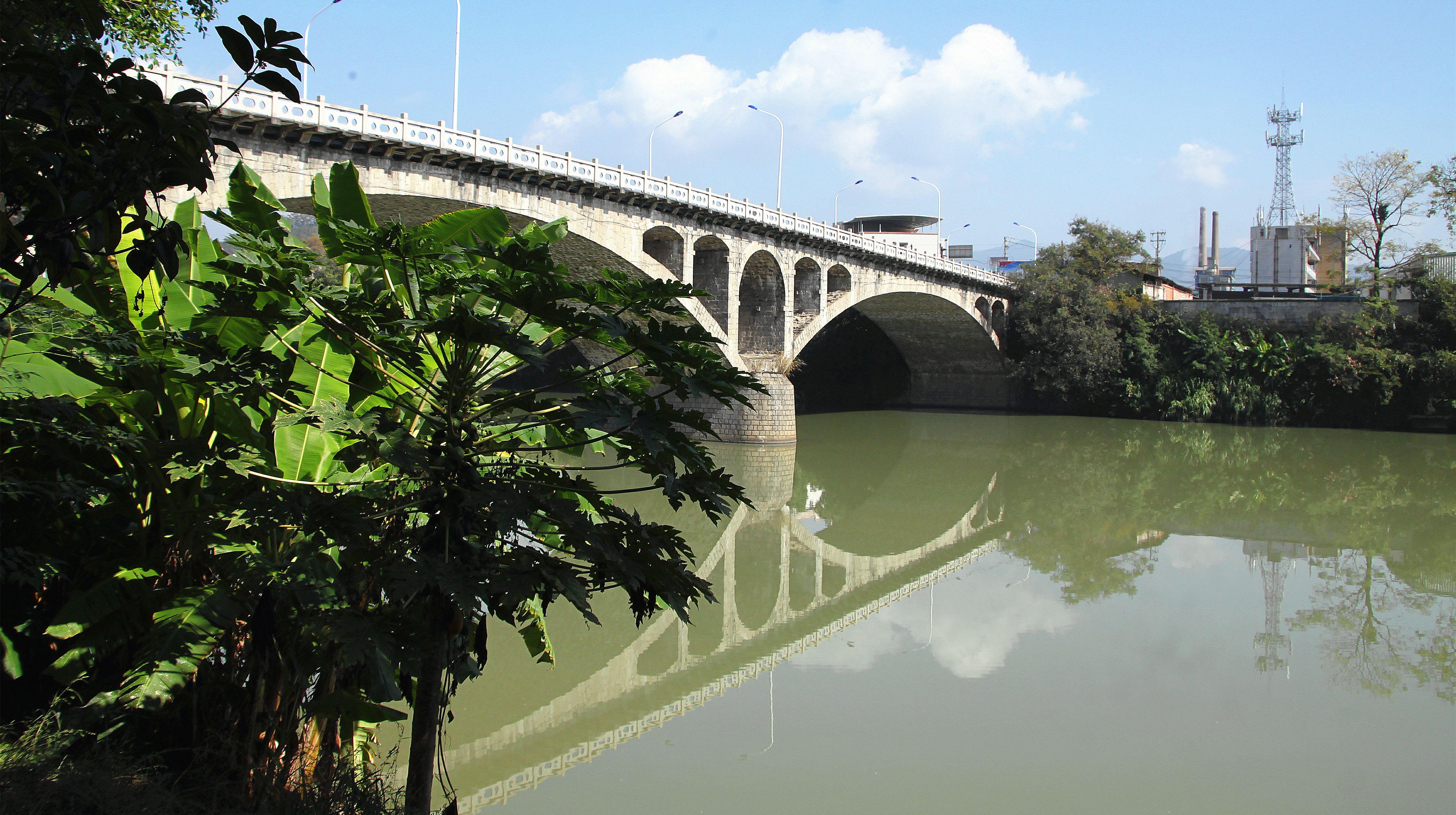 初学摄影,一组桥的照片.