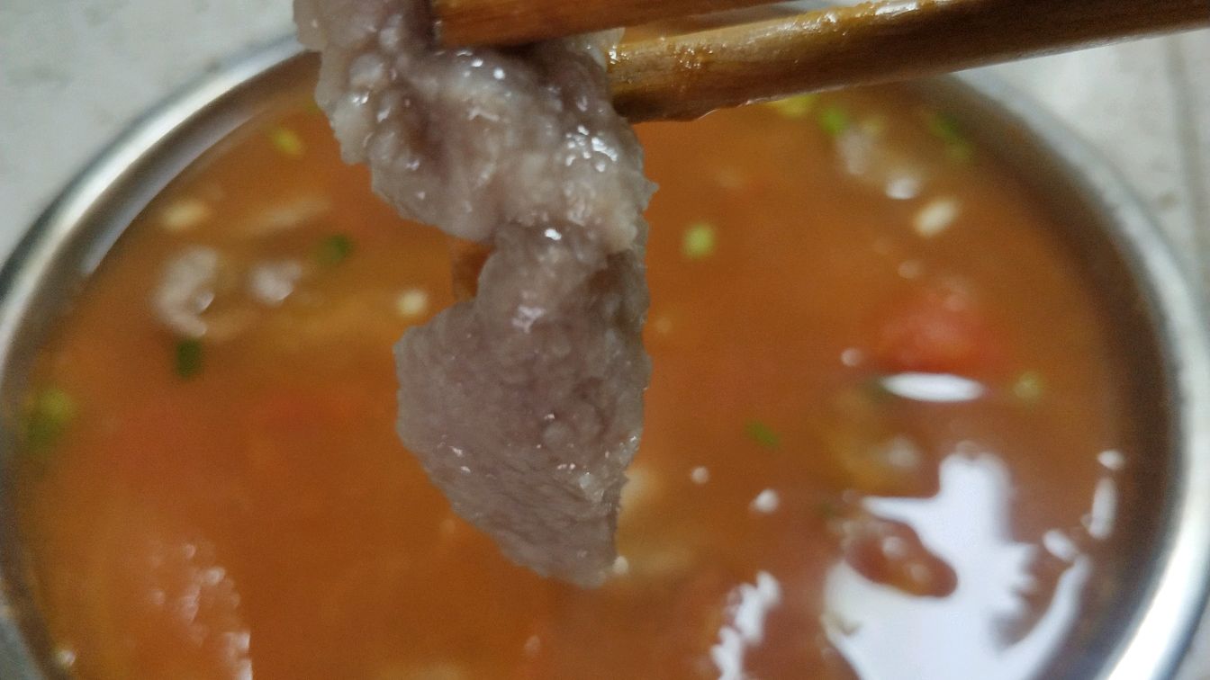 番茄肉片汤,这样做,肉片滑嫩不掉粉,汤汁好喝又开胃