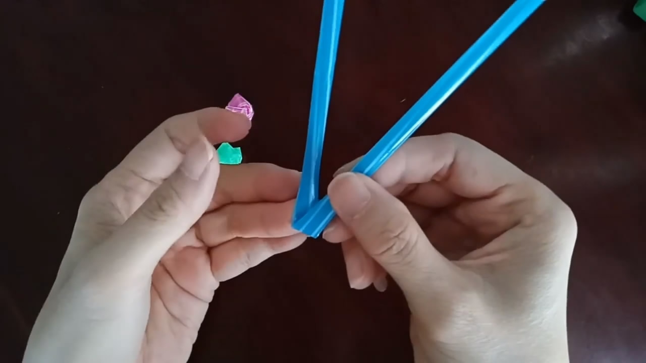 生活小妙招,带你学习如何用吸管叠星星,简单易学!