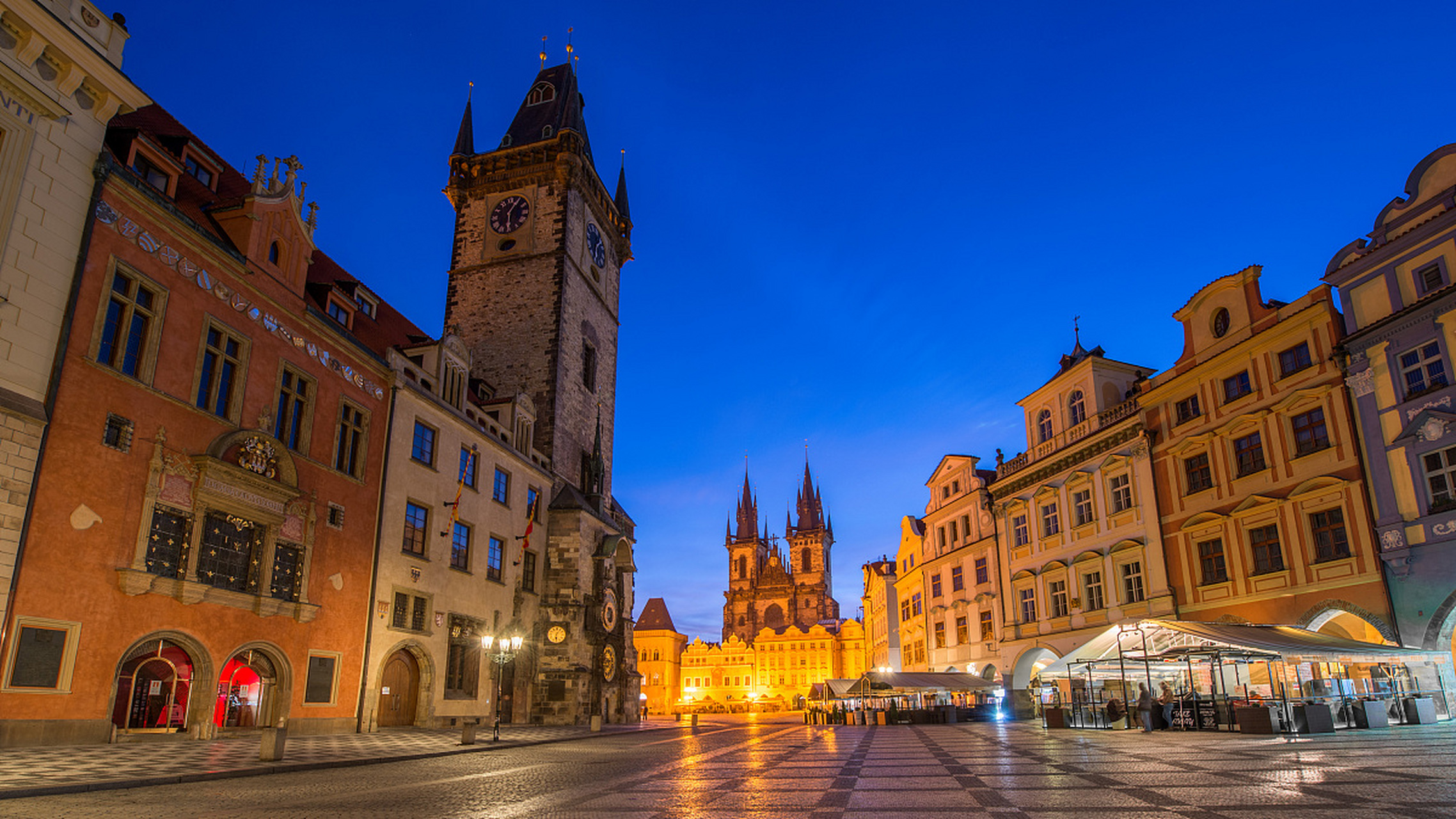 我的双节记录# 布拉格广场是捷克首都布拉格的老城区中心,也是欧洲最