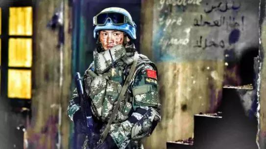 一龙首部主演维和电影《中国蓝盔》上映,跨界推广武术搏击!