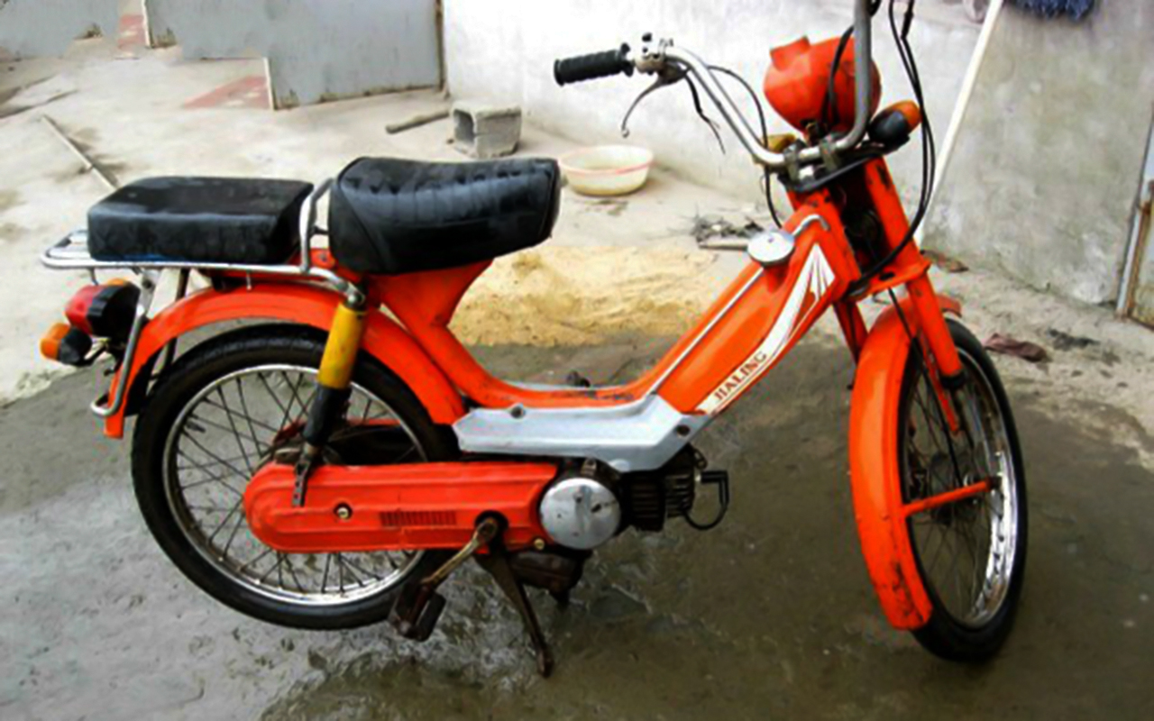 乡下比较少,且这种很多都是用来载客的;三轮摩托车至今都没落后,反而