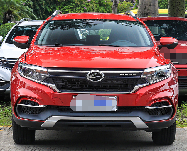 陆风逍遥2018款 1.5t 手动白银版,科技与时尚并存,真的很耀眼!