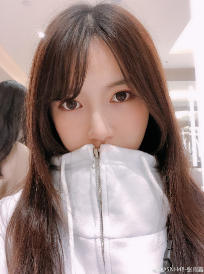 snh48-张雨鑫微博喊话妈妈,表示已经连续七天吃红菜苔了!