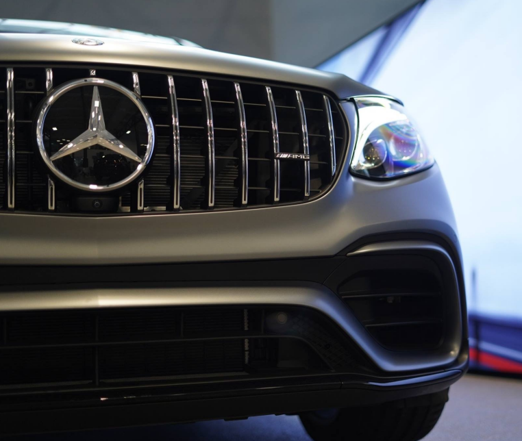 梅赛德斯amg glc63s coupe尾部"glc 63s" 转载自百家号作者:摄影靓图