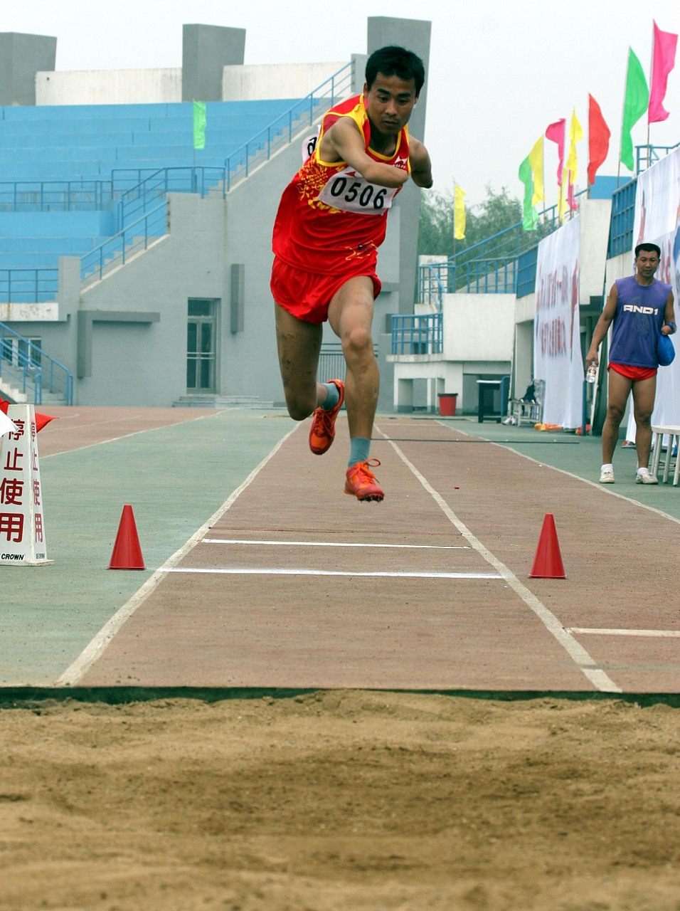 ai体育视野# 三级跳远世界纪录多少米  1995年8月7日在瑞典哥德堡