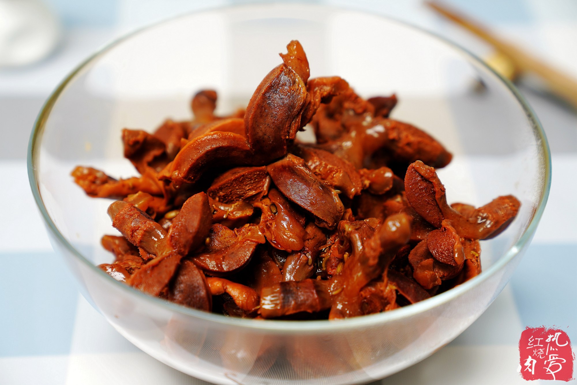 爱吃鸭胗的看过来,教你把它切成花,方便入味又漂亮,越嚼越香!