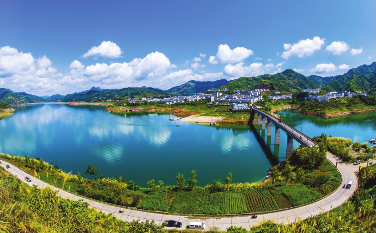 他是中国"绿松石之乡",鄂西北的旅游强县,女娲文化的发源地