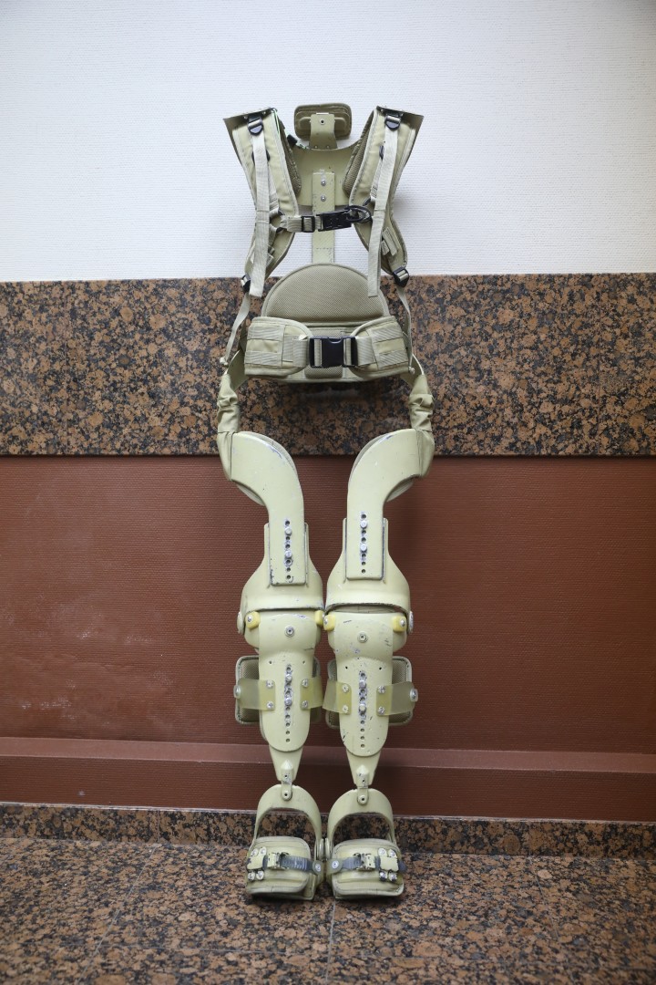 俄展示最新"被动外骨骼"系统 不用电池驱动