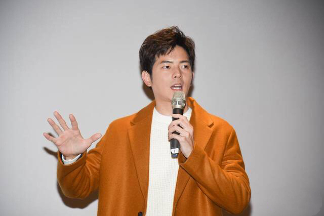 当面撕毁女儿玩具,台湾艺人王宥胜暴力教育被网友骂翻!