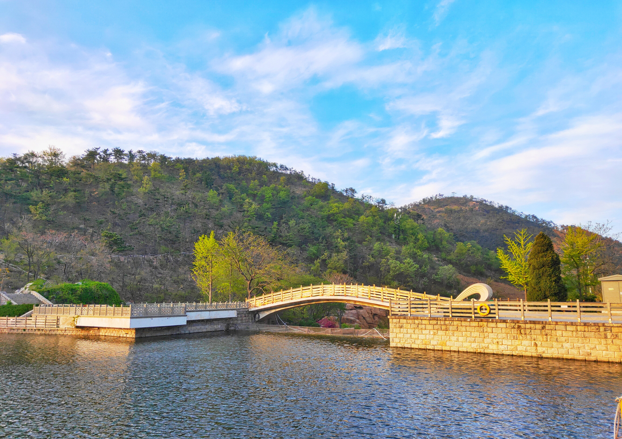 最美大连之白云雁水健身公园