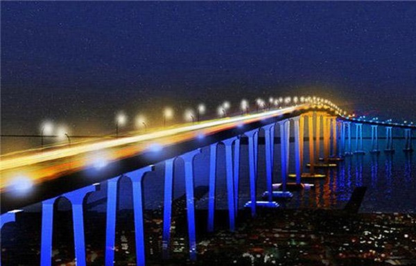 世界最短大桥:仅2.12公里,桥下能过航母,却被称为"死亡之桥"