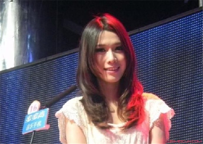 《非诚勿扰》蒋雨在台上找不到另一半,在台下却找的了另一半!