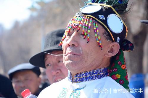 吉林满族萨满惊险祭祀表演"银针穿唇"不流一滴血!