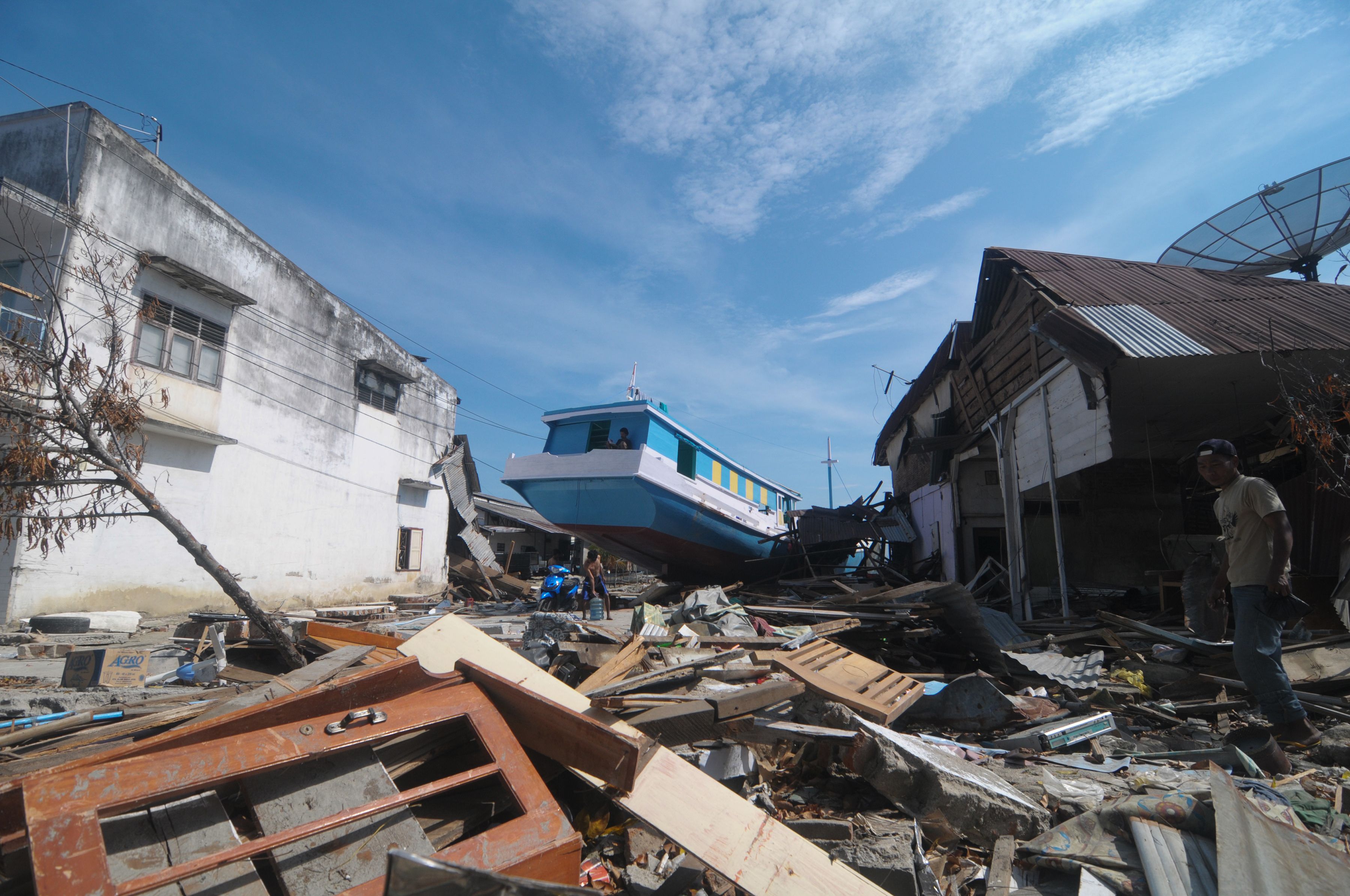 印尼开始中苏拉威西省灾区的恢复和重建工作(1)