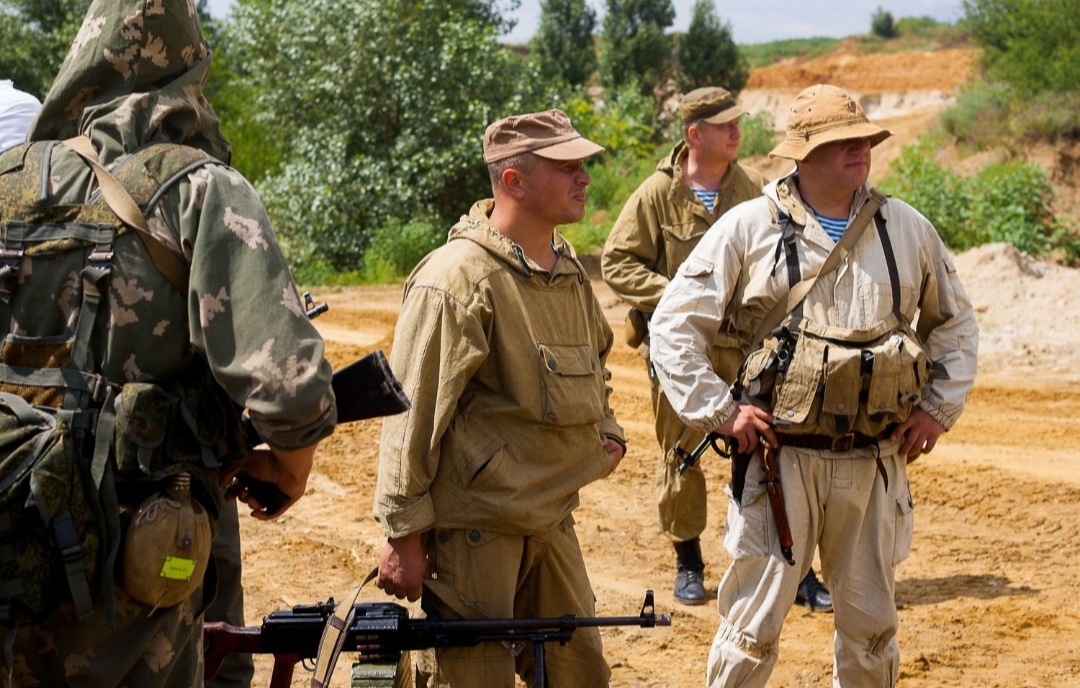 从军事历史重建中,看阿富汗战争的苏联军服