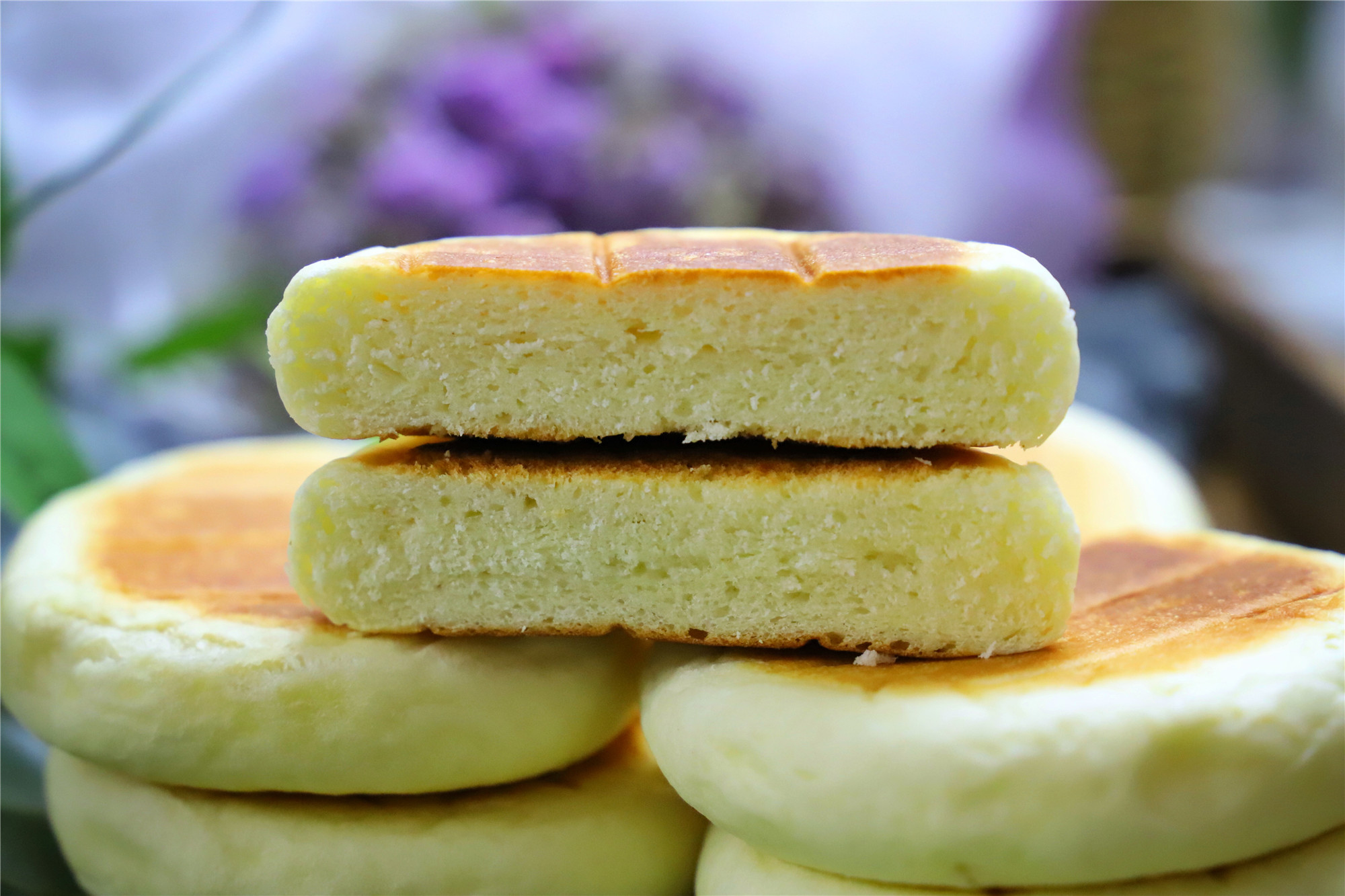 1碗面粉2个蛋,教你做特色面食,松软香甜无添加,比面包好吃