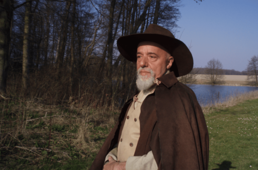 他三次被送精神病院,心灵顿悟后写了一本书名满全球