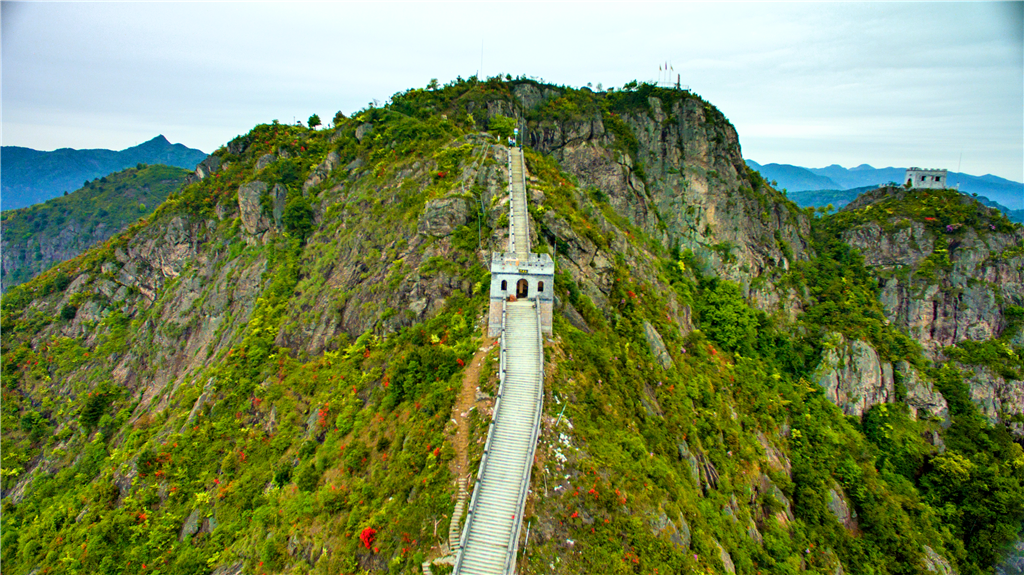 古道航拍丨溫州北郊東蒙山,道教聖地烏牛纂,臨巔遠眺景色幻,郊遊好