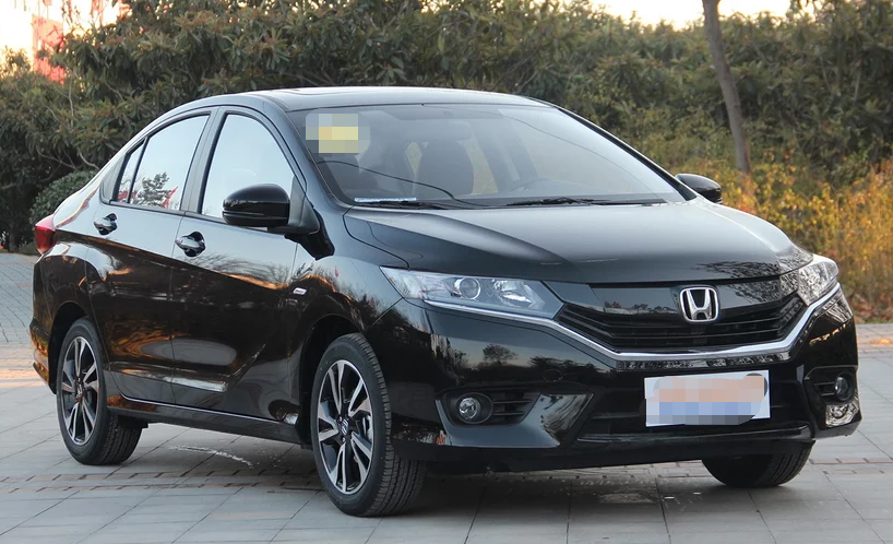 哥瑞 豪华版,整车造型干净利落,非常的大气动感!