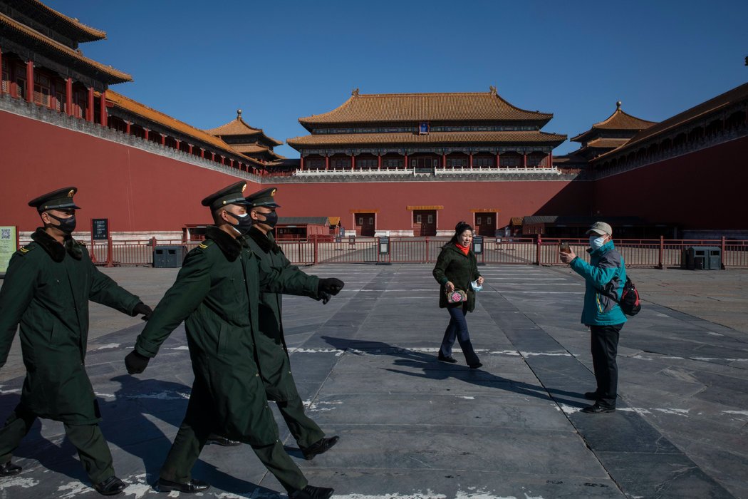 周四,北京故宫仍然对游客关闭,中国报告的本土感染新增病例降至零。