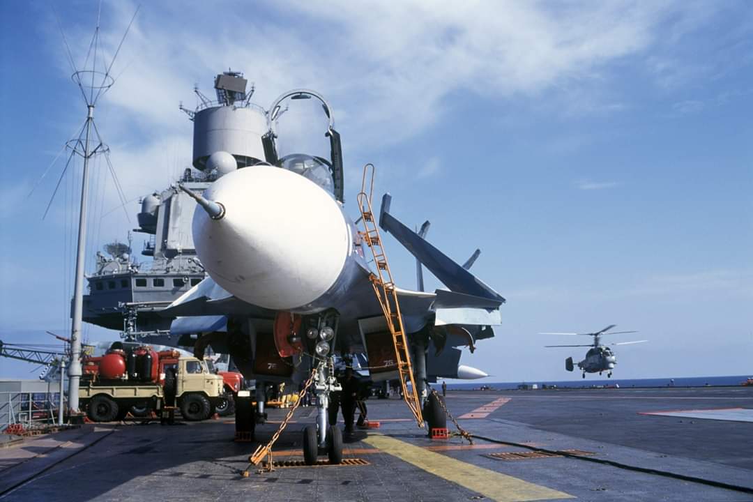 俄罗斯空军苏-33舰载机(17图)