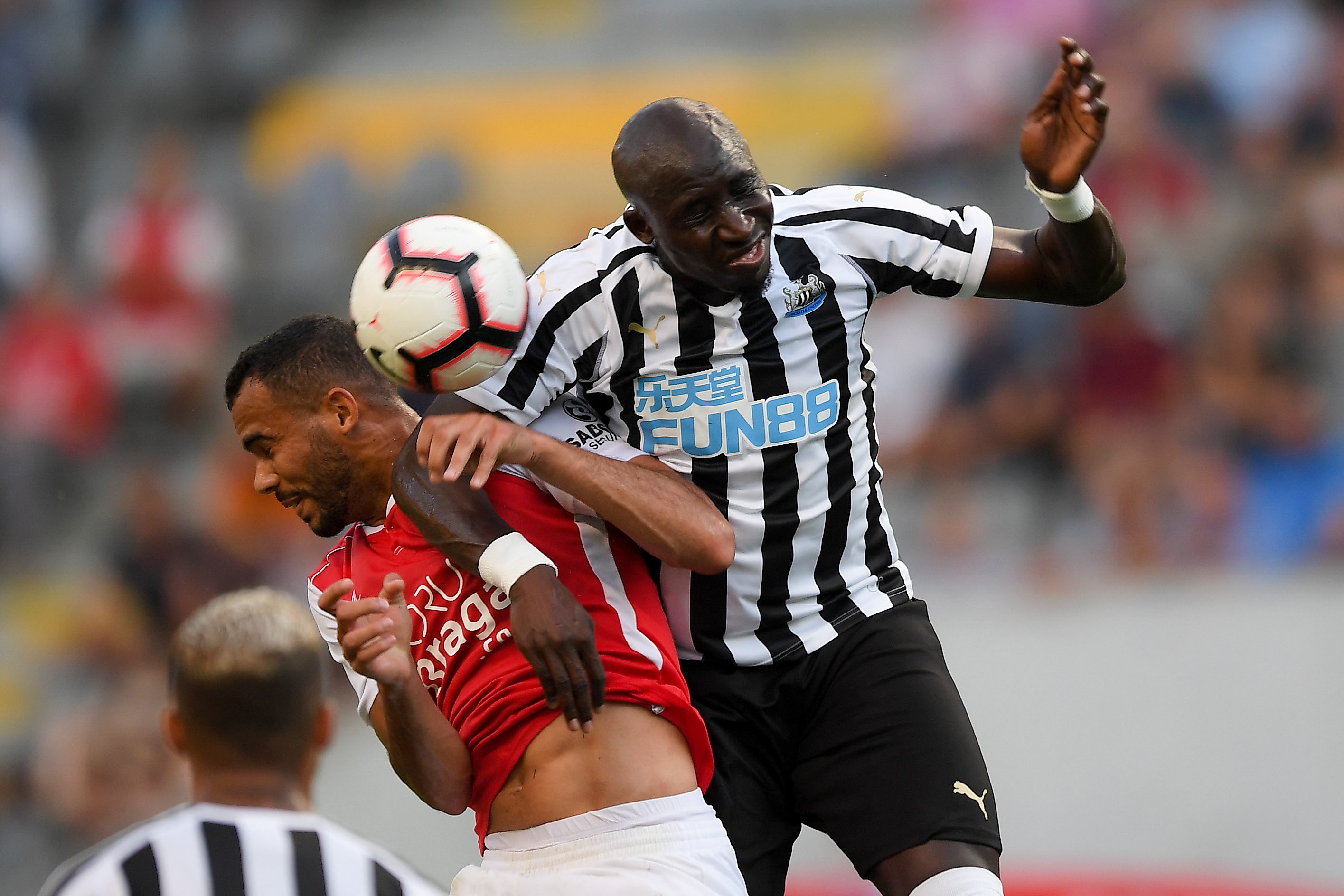 足球——友谊赛:布拉加胜纽卡斯尔联(1)