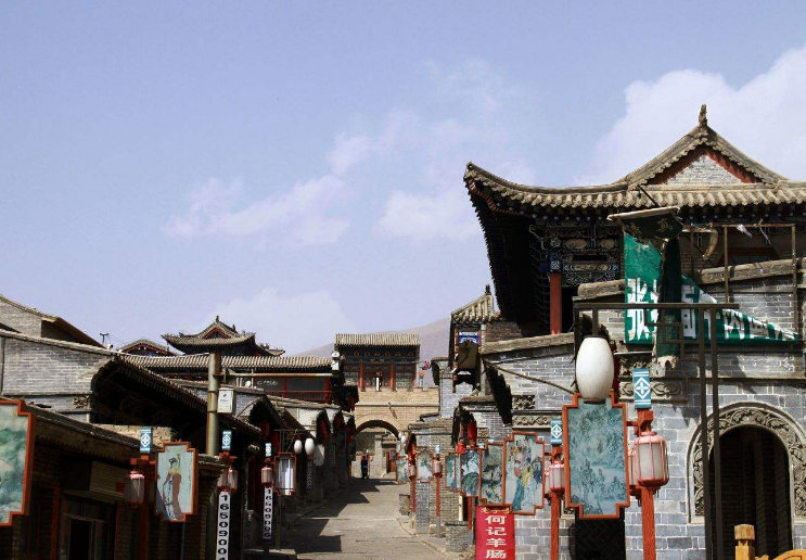 西宁市有一座有着上百年历史的古城——丹噶尔古城