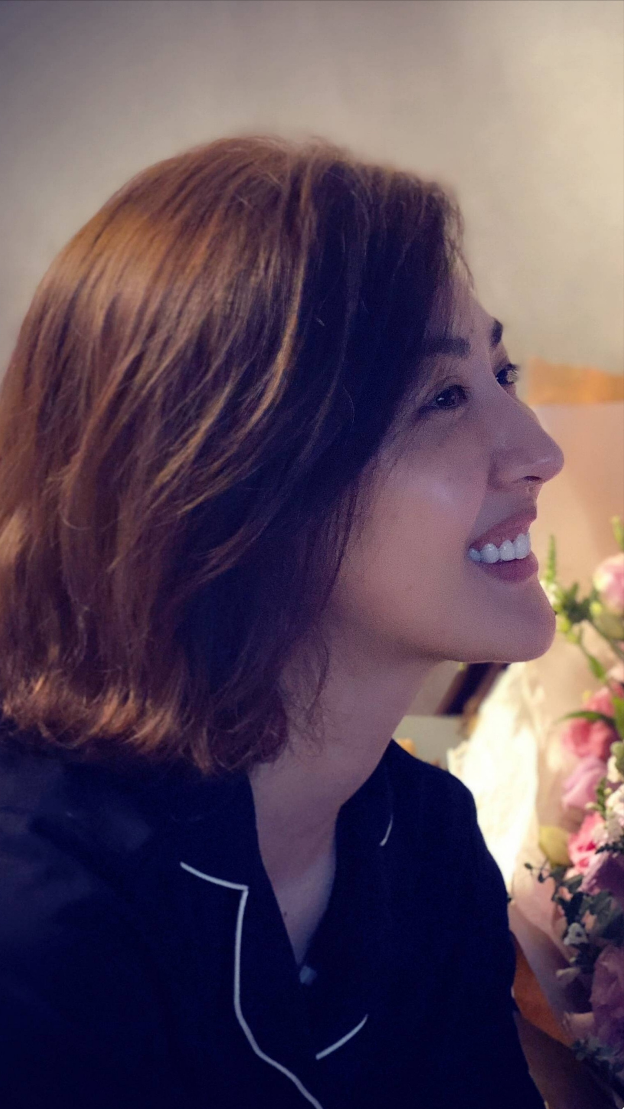 徐小飒完美侧颜!这张脸就是上天完美的杰作