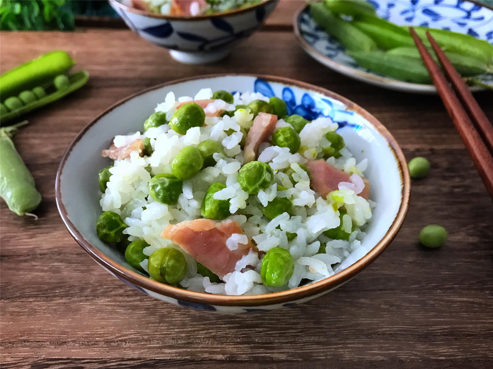 腊肉碗豆饭图片