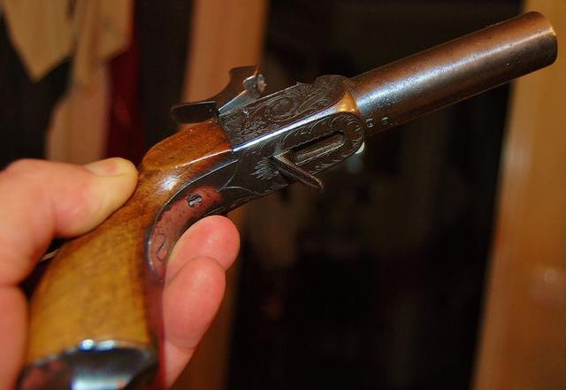 藏在比利时博物馆的精致击发枪,制作于1830年左右,制作国未知
