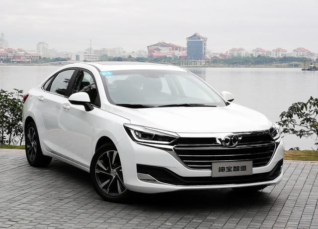 这次不谈基因传承,首试北汽绅宝智道