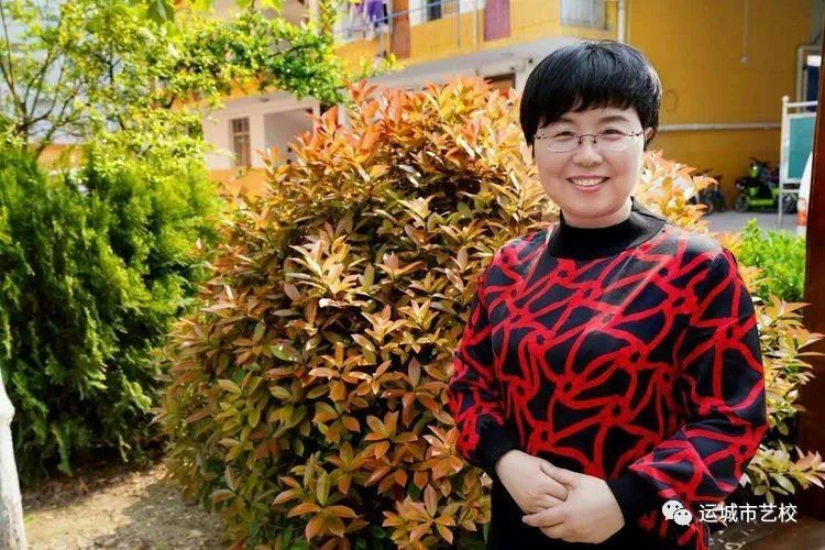 (孙妮)文化教研组优秀教师风采展示