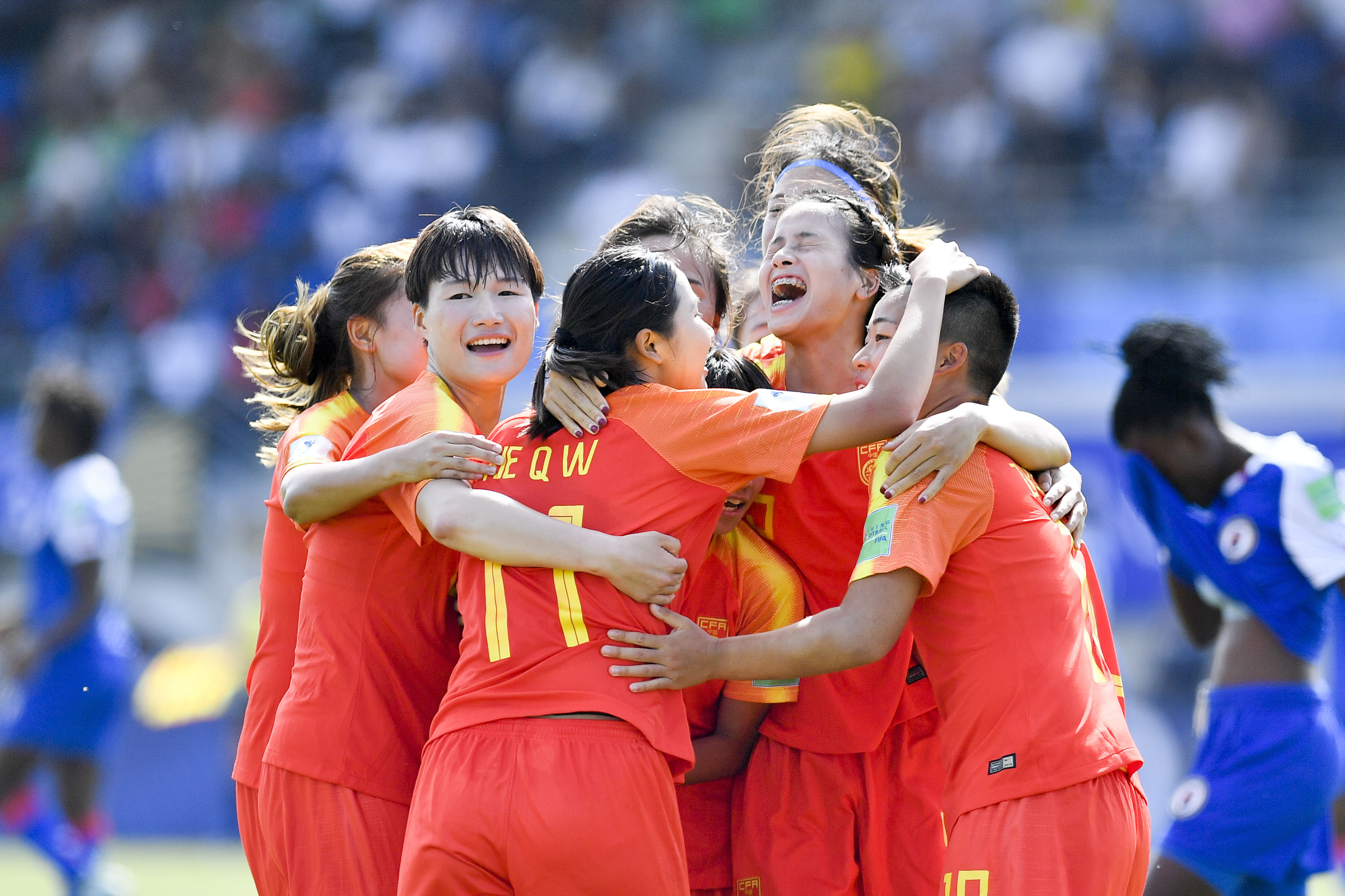 足球——u20女足世界盃:中國對陣海地(5)