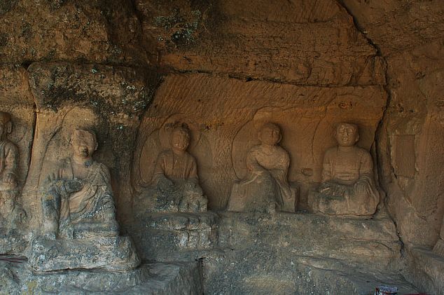 无量山石窟景点简介,想去的朋友进来了解一下吧