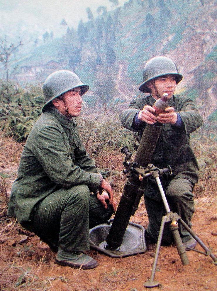 对越自卫反击战中珍贵的老照片,这些战士才是中国的脊梁