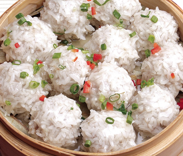 四川小吃:五彩球,酿藕,珍珠圆子,都是很美味的小吃!