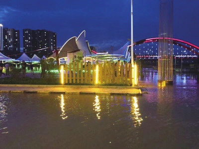 商味十足 韵味无限 兰州"外滩"展现火热夜经济