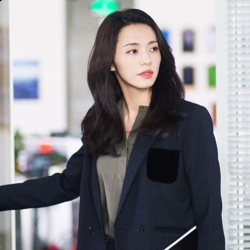 被原生家庭坑害的房似锦,樊胜美,苏明玉,你觉得谁更不幸?