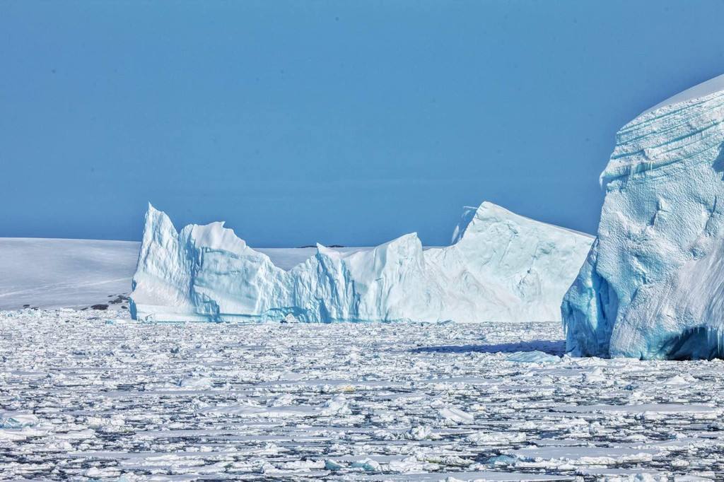 南极冰架加速变薄,或将坍塌