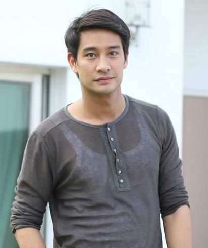 他是泰国最帅男演员,40岁无人嫁,却因太帅单身至今