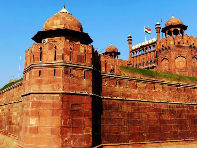 这里是印度的首都,历史长达几个世纪,是各代国王的居住地