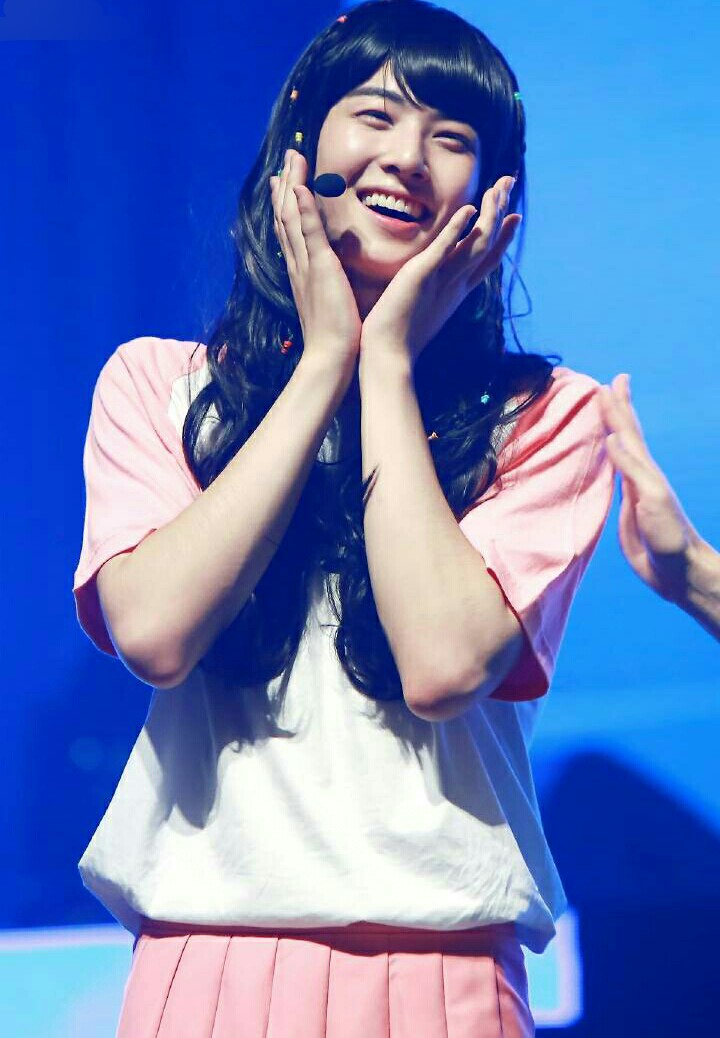 盛世美颜的车银优,就连女装都这么可爱!