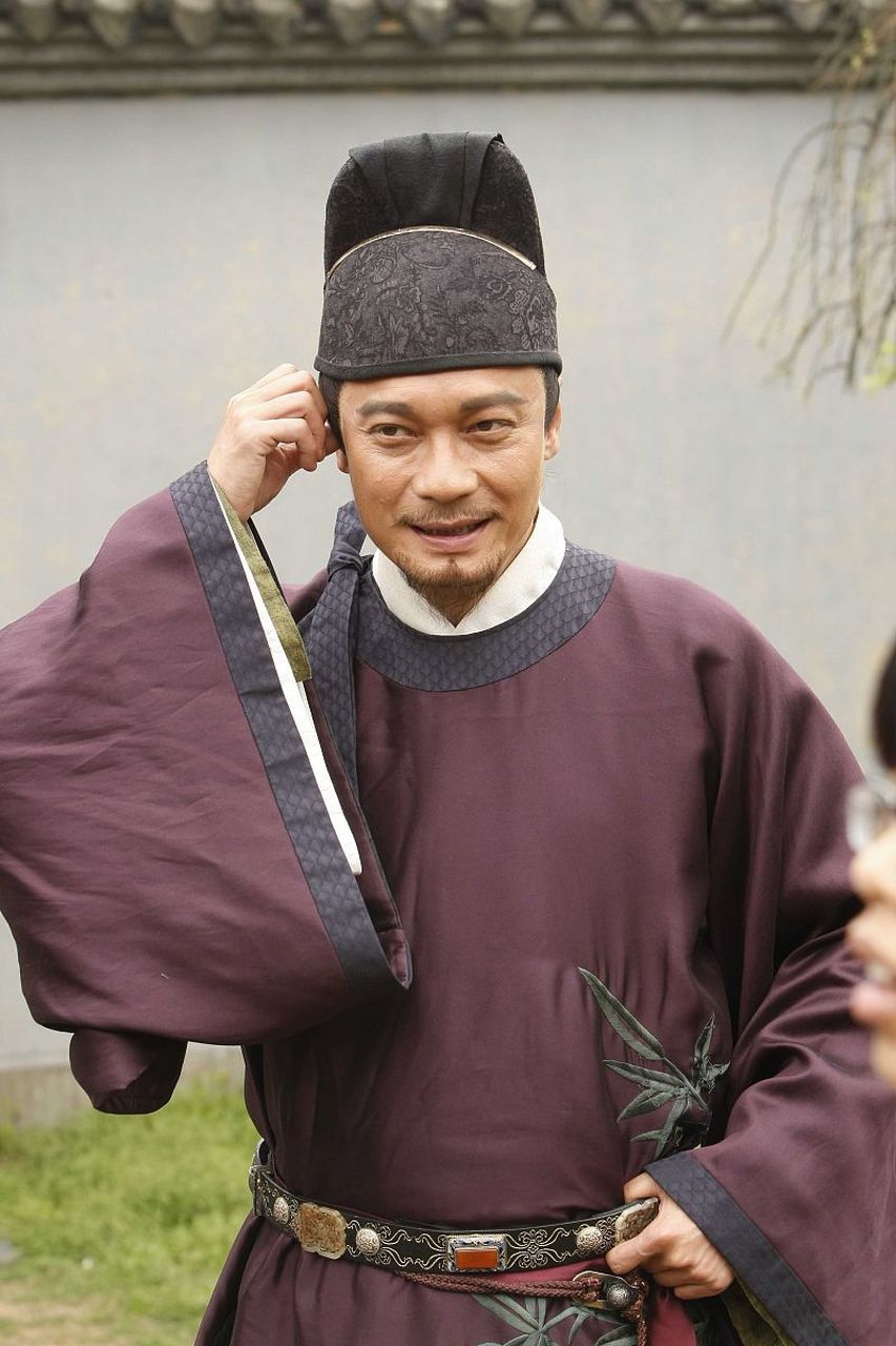 宋仁宗嘉祐元年(1056年),与欧阳修过从甚密的刘原