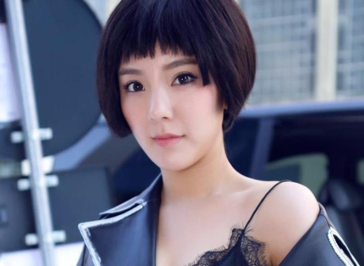 一组赵奕欢的珍贵照片,快来欣赏下