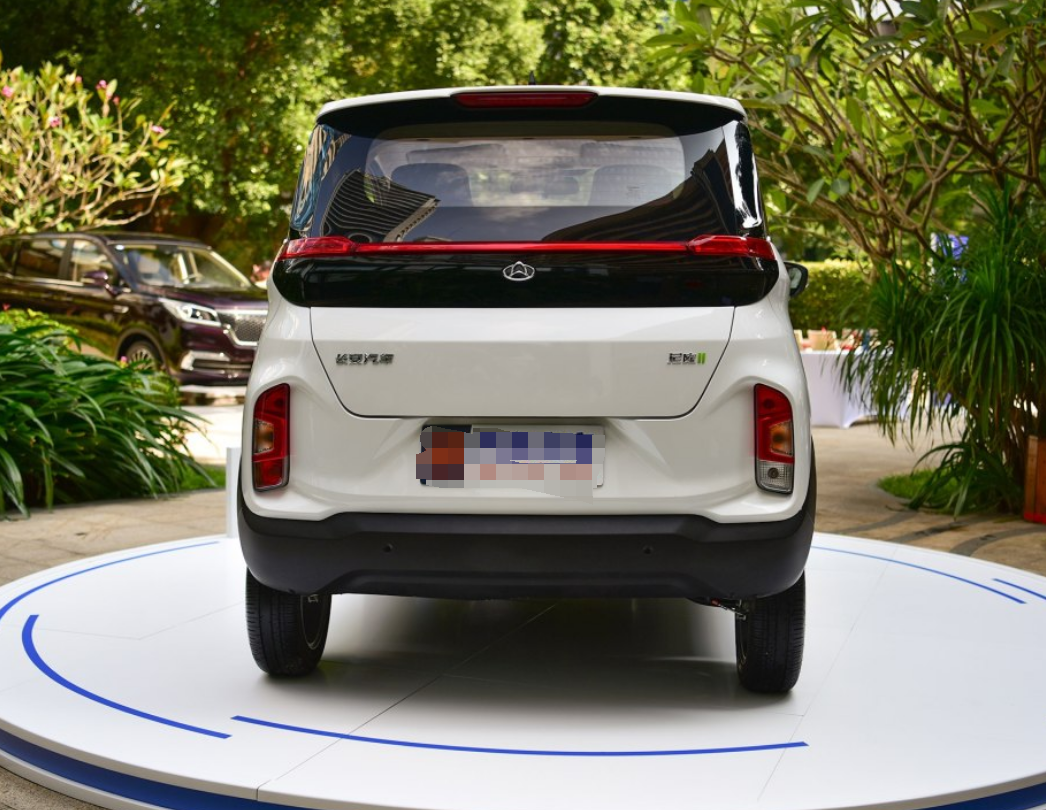 小巧轻便的长安尼欧Ⅱ,优雅舒适,你会喜欢吗