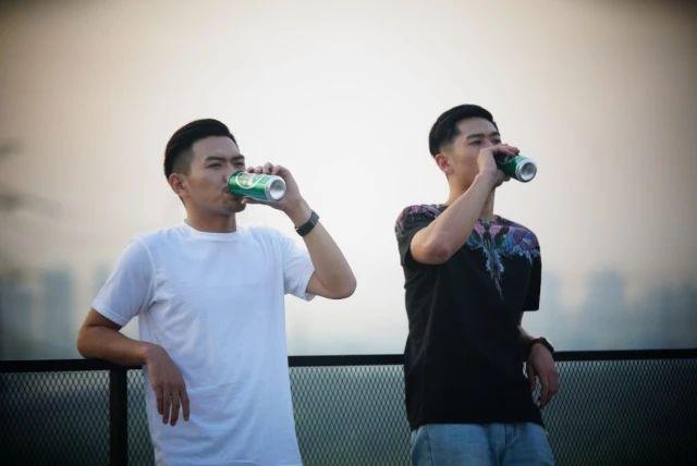 戏里戏外|反派专业户章航:演戏让我快乐,也让我忧伤