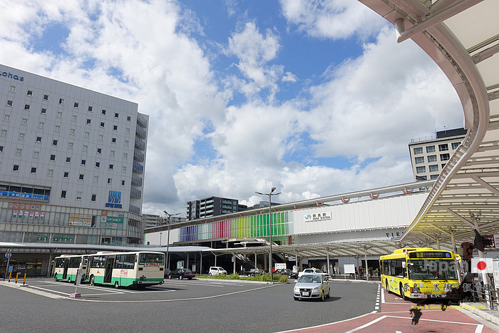 机场→ 搭乘南海电铁rapi:t 前往【难波】→ 搭乘近铁电车奈良线前往